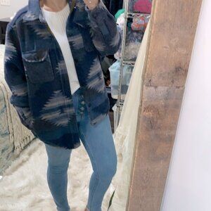 Jachs Aztec boho flannel shacket size small with pockets